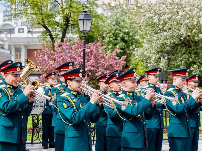 День Победы в саду «Эрмитаж»