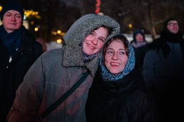 alx-100.jpg
