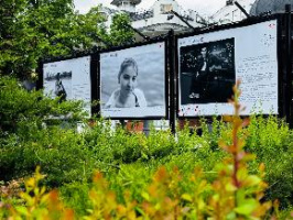 В саду «Эрмитаж» открылась фотовыставка «Последний прыжок»