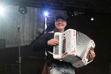 106.JPG