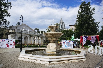 030.jpg
