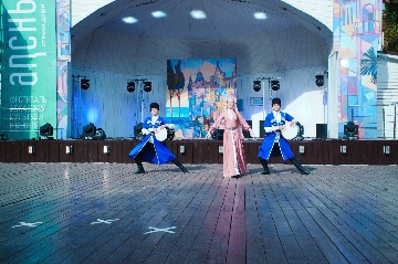 KIR_6930.jpg